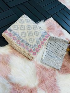 Nouveau 2024 Designer Doux Raffiné Organza Soie Saree Avec Lucknowi Fil Chikankari 9Mm Paillettes Attachées Viscos Bordure Travail - Product Image 2