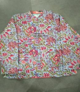 Nouvelle Collection 2025 – Vestes/Sweats à Capuche Respirants et Séchage Rapide en Coton Brodé Kantha avec Fermeture Éclair – Vêtements d'Hiver Indiens – Grande Vente - Product Image 2