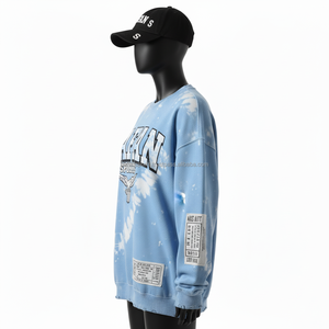 Sudadera Extra Grande para Mujer con Estampado Tie Dye, Felpa de Algodón Premium de 320 GSM, Azul Claro con Logotipo Gráfico y Parche, Transpirable - Product Image 3