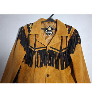 Chaquetas de cuero de vaquero suave de alta calidad para hombres Temporada de invierno Colores brillantes con detalles con flecos y cuentas - Product Image 3