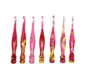 Crochet en résine fait main |   Outil ergonomique pour le tricot et le crochet - Product Image 1