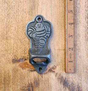 Abrebotellas de hierro fundido personalizado personalizable con nombres o mensajes para ideas de regalos únicas y memorables - Product Image 6