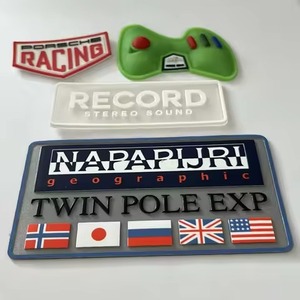 Venta al por mayor de logotipo de transferencia de calor personalizado 3D en relieve Tpu Pvc caucho Flock silicona hierro en parche impresión etiquetas de transferencia de calor - Product Image 6