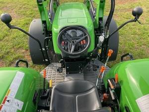 Tractor Usado Deutz-Fahr 4080E 2025, 70HP de Potencia Nominal, con Bomba de Motor Principal y Componentes de Caja de Cambios - Product Image 3