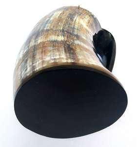 Taza de Vino Vikinga Hecha a Mano, Ecológica y de Lujo, Taza para Beber de Cuerno Natural - Product Image 2