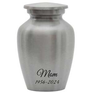 Urna de recuerdo eterno Opción de amuletos de amor Urna grabada pequeña - Product Image 3