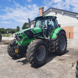 Tracteur agricole F-a-r-m D-E-U-T-Z-F-A-H-R A-G-R-O-T-R-O-N 6175 T-T-V - Product Image 1