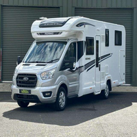 Nouvelle caravane de luxe tout-terrain 4x4 pour l'extérieur, avec toilettes, construction en acier/aluminium, blanche, capacité 4-6 personnes, véhicule de loisirs