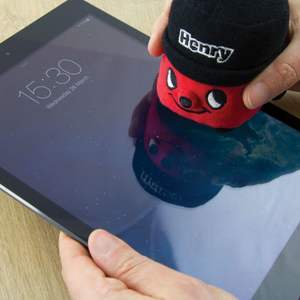 Nettoyant d'écran en microfibre 2-en-1 Henry – Kit de nettoyage efficace pour téléphones portables et ordinateurs, motif carré pour PC - Product Image 5