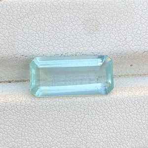 Collar de cuentas blancas de corte esmeralda octogonal largo de Aguamarina Natural de 3,85 quilates que hace una increíble joyería facetada de Aguamarina facetada - Product Image 1