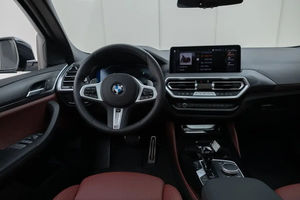 BMW X4 xDrive30i 2025 Usado en Muy Buen Estado - Product Image 2