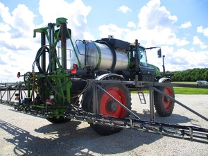 Tractor 2023 Fendt RG937H, rendimiento impresionante y tecnología avanzada con componentes básicos, incluida la caja de cambios del motor de la bomba - Product Image 4