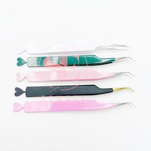 Pinzas Profesionales para Pestañas con Diseño de Corazón en Negro, Rosa y Blanco, Agarre Fuerte, Punta Puntiaguda, Acero Inoxidable - Product Image 5