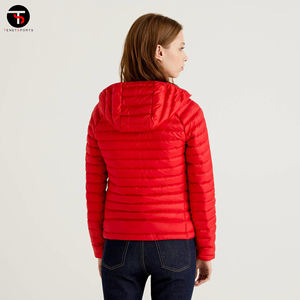 Vente en gros 2025 doudounes décontractées pour femmes respirant rempli de coton avec doublure et manchette en nylon - Product Image 3