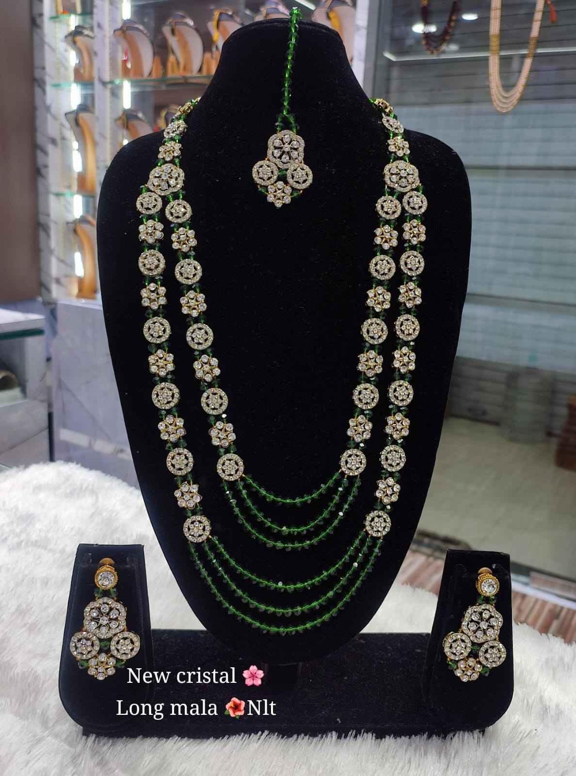 สีเขียว