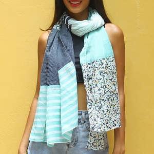 Bufanda de Algodón Voile con Logotipo Personalizado - Nueva Bufanda Larga, Ligera, Transpirable y Cálida para Mujer, Ideal para el Invierno y para Usar con Aire Acondicionado - Product Image 6