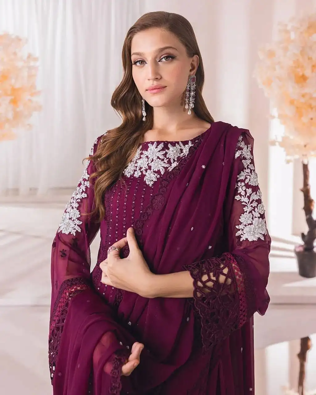 Mới độc quyền thiết kế xu hướng chuỗi thêu làm việc salwar phù hợp với quần và dupatta cho cô gái