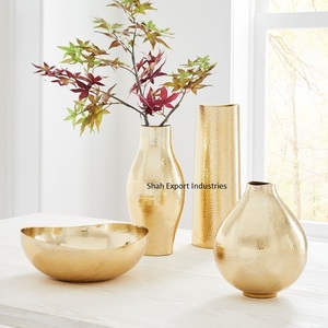 High Quality Handmade Floral Metal <b>Vase</b> Gold Hammered Flower Design Modern-Classic for Home Wedding Tabletop Decorative <b>Vase</b> - Product Image 2