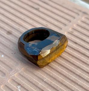 Bague de déclaration de pierres précieuses naturelles en œil de tigre Bague de pierres précieuses à facettes de conception unique pour les femmes ou les hommes Cadeau spécial pour elle - Product Image 4