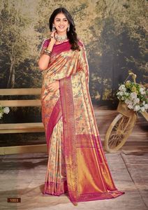 El último diseñador Kanjivaram Silk Woven Pallu Tassels Fancy Saree de Fab Zone - Product Image 2