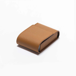 Caja de póquer de almacenamiento de cuero con cierre magnético, soporte para naipes de una sola baraja - Product Image 6