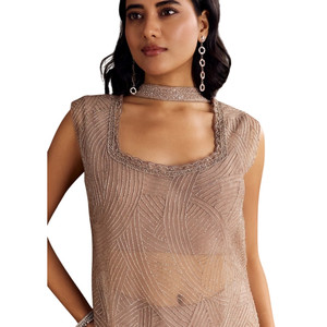 Commercio all'ingrosso marrone crêpe Kurta Sharara con Choker stile Net Dupatta per festa festiva indossare il ricevimento di nozze e gli ordini personalizzati - Product Image 5
