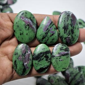 พลอยทับทิมธรรมชาติ zoisite อัญมณีหลวมอัญมณีรูปร่างผสม - Product Image 1