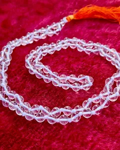 Mala en cristal de quartz clair Sphatik pour la puja et l'astrologie avec certification de laboratoire (108+1 perles ; taille des perles : environ 8 mm) - Product Image 4