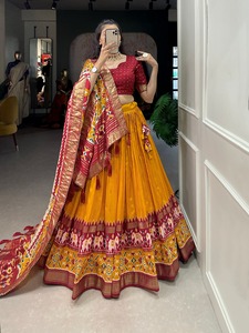Lehenga choli ใยไหมทัสซาร์จากนักออกแบบที่มีคุณภาพดีเยี่ยมพร้อมงาน zari และขนาดที่กำหนดเองสำหรับกิจกรรมพิเศษในราคาที่ดีที่สุด - Product Image 5