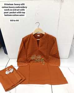 Ensemble de Cordons de Travail en Coton Brodé Tendance pour Femmes, Très Confortable, Style Casual, Fabricant en Gros en Inde - Product Image 3