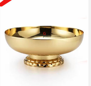 Tazón de acero inoxidable con acabado dorado brillante para servir postres y frutas en hoteles, restaurantes y bares. - Product Image 1