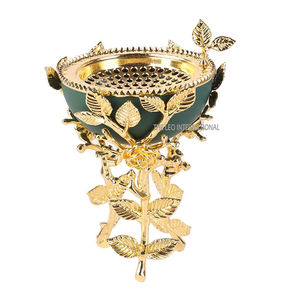 Brûleur d'encens en métal enduit de poudre blanche conception de fleurs décoration fantaisie faite à la main encens Oud et brûleur Bakhoor - Product Image 2