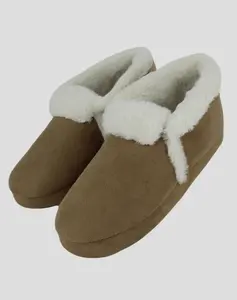 Melhor Preço das Mulheres Quente Plush Home Shoes Alta Qualidade Bonito Design Confortável Casa Chinelos para Senhoras Made in Turkey 2023 2024