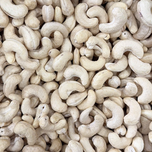 Usine pas cher prix SANTIGO marque W320 Grade noix de cajou brutes Vietnam avec taxe gratuite sac de 22.68kg - Product Image 1