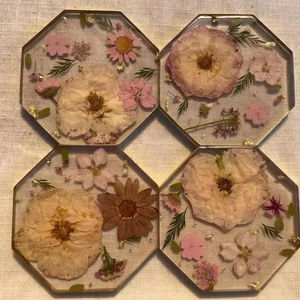 Sous-verre en résine de luxe de meilleure qualité à prix raisonnable utilisé dans la cuisine meilleure qualité - Product Image 1