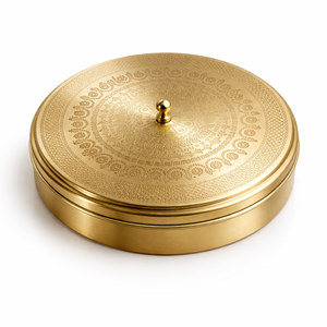 กล่องเครื่องเทศทองเหลืองแกะสลักด้วยมือแบบดั้งเดิม สำหรับใช้ในครัว มีเจ็ดช่องและช้อน - Product Image 1