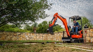 Miniexcavadora de orugas original usada para Kubota de segunda mano con motor y bomba de componentes básicos, en buenas condiciones, de segunda mano, con motor y bomba - Product Image 4