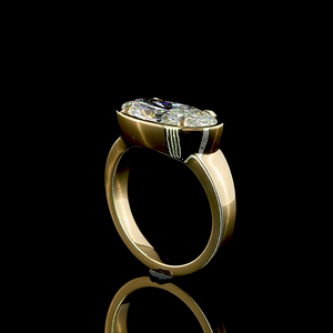Bague de fiançailles solitaire élégante en argent 925 avec diamant de laboratoire de 3,05 carats de forme ovale, bijoux de mariée modernes, sertissage solitaire raffiné - Product Image 3