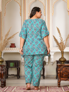 ชุดนอนผ้าฝ้ายพิมพ์ลายเรขาคณิตสำหรับผู้หญิง ขายส่ง แขนกิโมโน คอวี ใส่สบาย ทรงหลวม หลายสี - Product Image 4