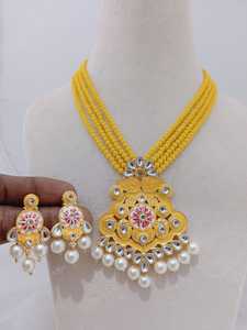 Colección única de artesanos enlatados Antiguo Latón ligero Meenakari Pintura Perla de imitación Artesanía Conjunto de estilo étnico - Product Image 2