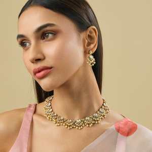 Kundan Necklace 176349 Elegant <b>Wedding</b> <b>Accessory</b> - Product Image 1
