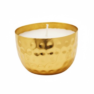 Portavelas de Metal Martillado con Acabado Dorado Hecho a Mano de Primera Calidad, Elegante para Decoración del Hogar y Regalos Festivos - Product Image 1
