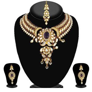 Conjunto de joyería fina Kriaa, collar de piedra púrpura con elegante Maang Tikka - Product Image 1