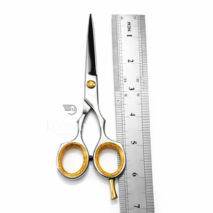 Tijeras de Barbero Profesionales de Acero Inoxidable con Anillos Dorados |   Tijeras de Corte de Pelo para Salón de Belleza y Barberías - Product Image 2