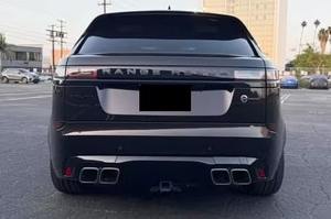 Range Rover Velar SUV 2020 avec intérieur clair, régulateur de vitesse adaptatif, transmission intégrale, cuir, jantes R18, toit ouvrant panoramique - Product Image 3