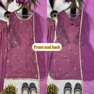 Nuevo Salwar Kameez de Diseño Moderno con Dupatta, Tela de Seda Pesada Reversible, Exportaciones Zain, para Todas las Temporadas, para Bodas - Product Image 4