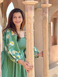 เดรสยาวปักลายดอกเดซี่ผ้าฝ้ายแท้สไตล์โบฮีเมียนเก๋ไก๋สีสันสดใสสำหรับฤดูร้อน เดรสยาวแม็กซี่สำหรับผู้หญิง - Product Image 2