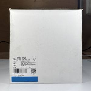Contrôleur de température E5AZ-R3MT AC100-240 pour OMRON - Product Image 5