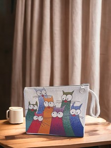 DAFNI <b>BIG</b> PAZAR Hand Embroidery & Hand Drawn Design Fabric Clutch Bag - Product Image 2