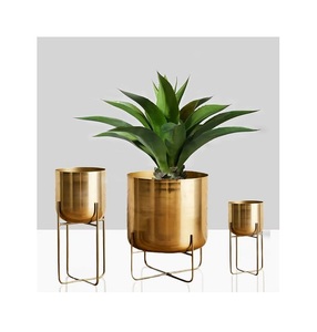 Juego de macetas redondas de hierro puro personalizadas de alta calidad de 3 decoración de jardín con recubrimiento en polvo para el hogar asequible - Product Image 2